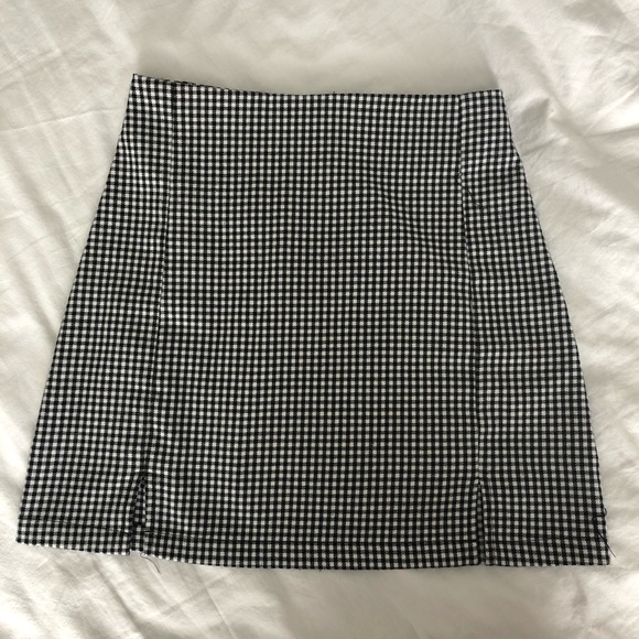 Brandy Melville Dresses & Skirts - Brandy Melville x John Galt Plaid/Gingham Skirt